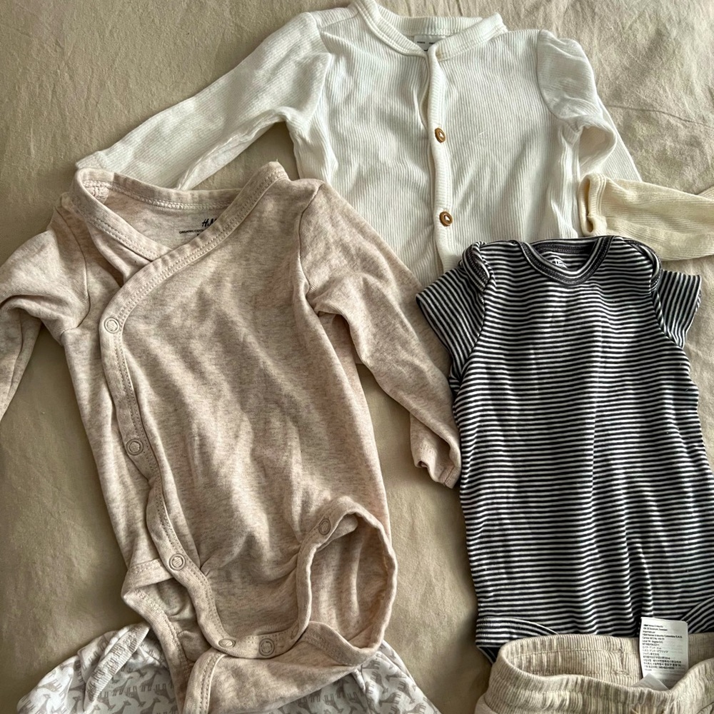 3M Beige BabyBoy Clothes - Picture 2 of 6